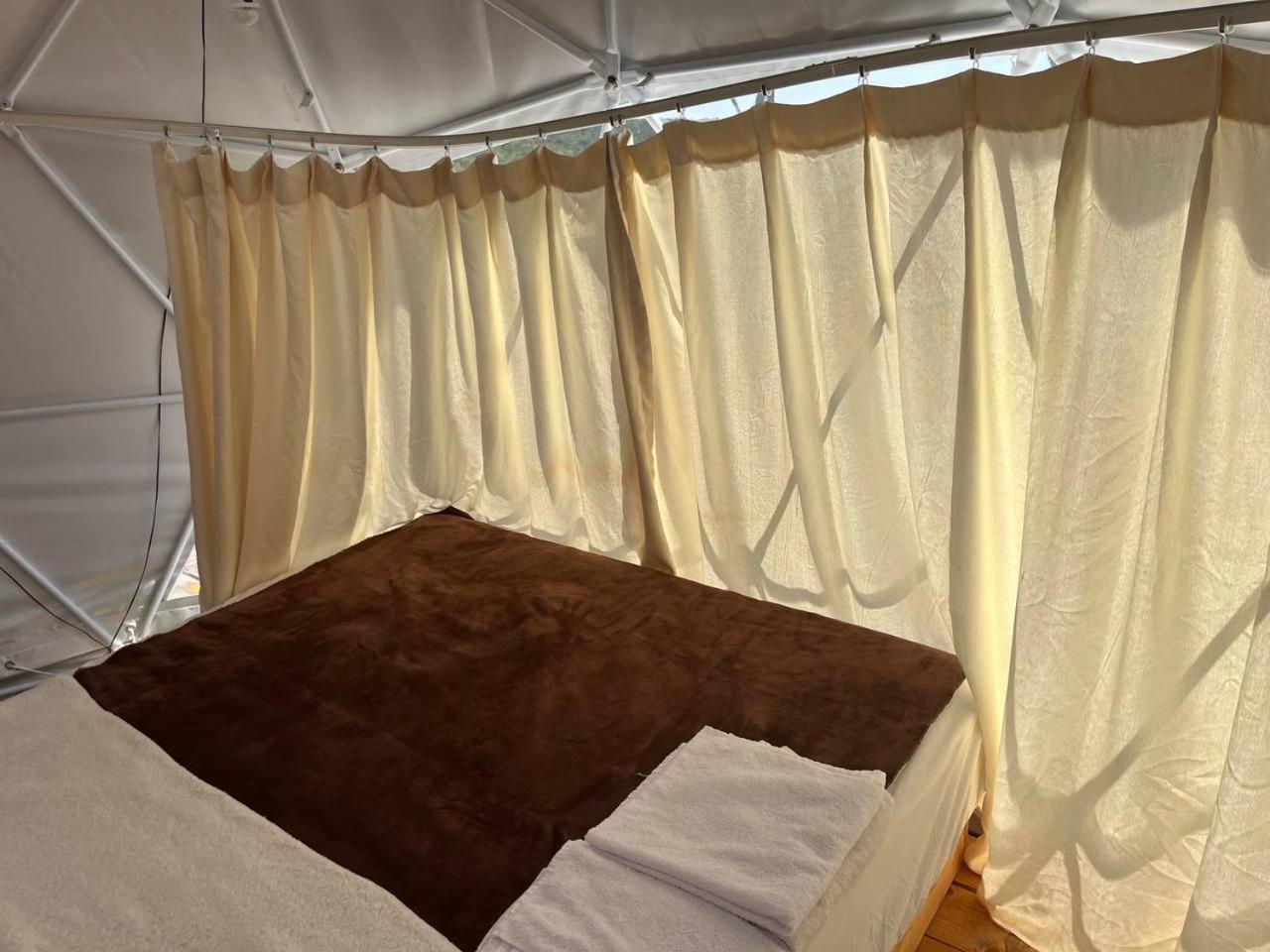 Отель Glamping Rose Радовичи Экстерьер фото